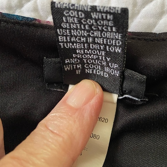 Torrid Bohemian Black Floral V-Neck Blouse Peplum Wide Bell Sleeves Size 2​ - Picture 6 of 13